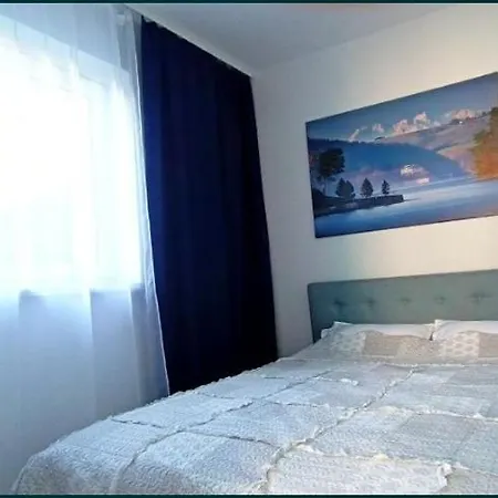 U Hajdugow 301 Апартаменты *